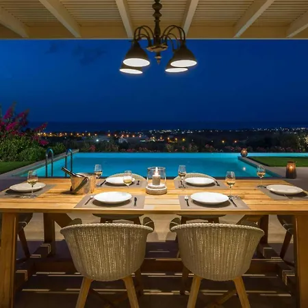 Readhostprofile&Scan! Luxury 4-Bedroom Villa With Pool ヴィラ
