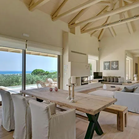Readhostprofile&Scan! Luxury 4-Bedroom Villa With Pool *
