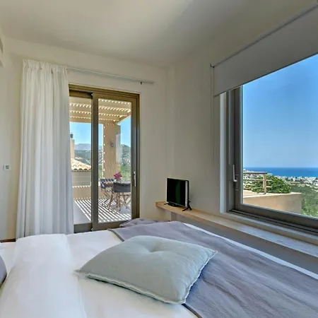 Readhostprofile&Scan! Luxury 4-Bedroom Villa With Pool